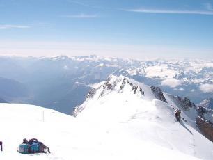 Vue depuis le sommet du Mont Blanc