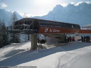 Cornu chairlift station in Brevent, photo by Geoffroy Delabre, https://www.remontees-mecaniques.net/