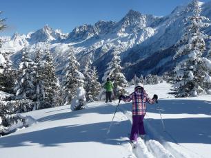 Les Houches is a ski-resort located at 6 kilometres from Chamonix 