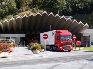 Mont-Blanc Tunnel,  Chamonix